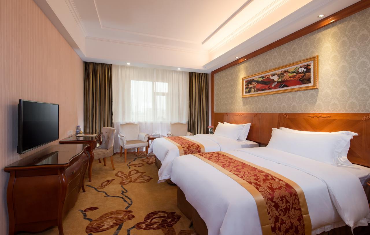 Vienna International Hotel Shanghai Train Station Экстерьер фото